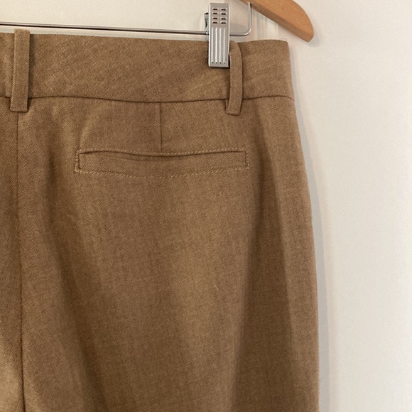 Banana Republic 8 LONG Martin Fit tan pants - Picture 9 of 16